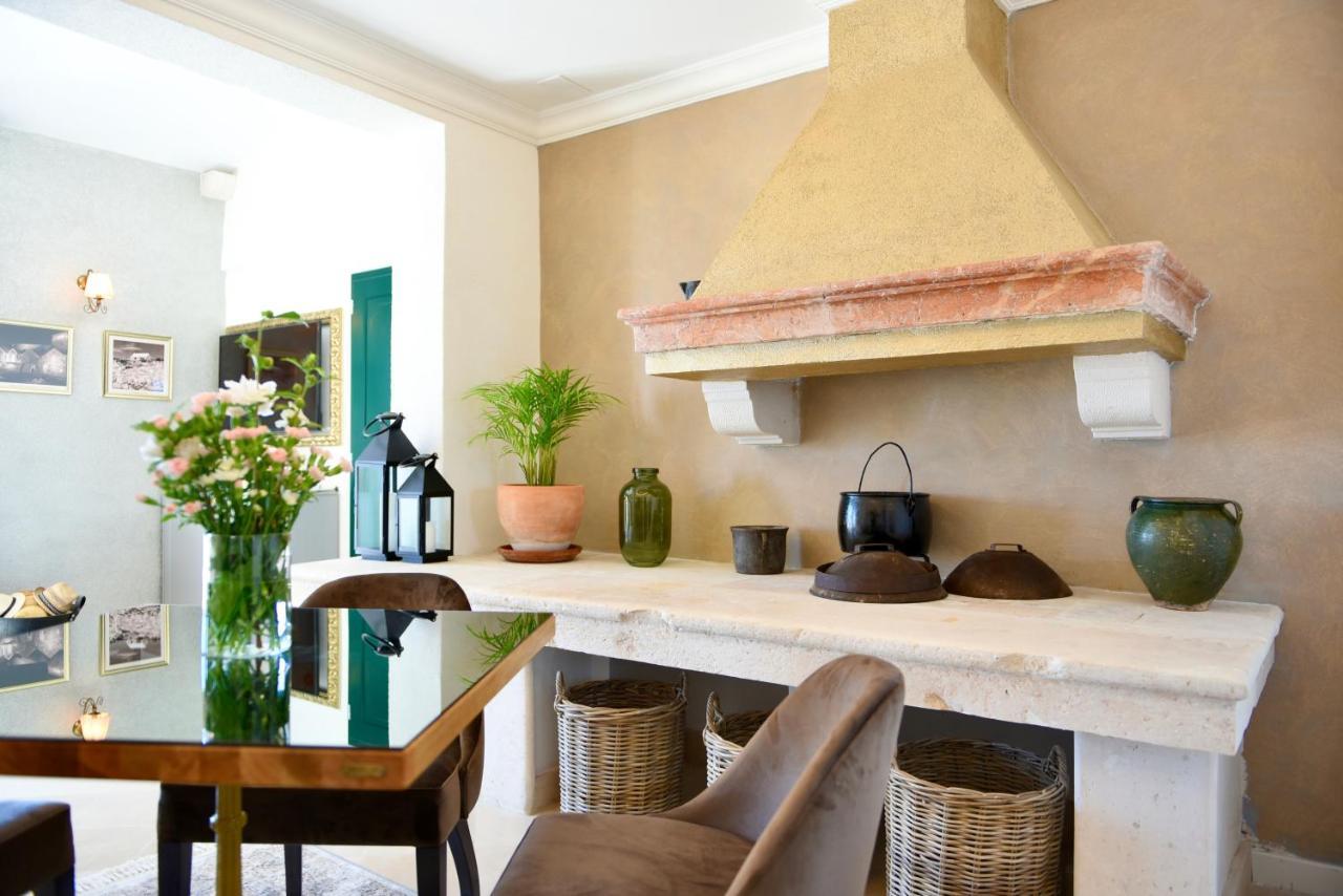 Villa Giardino Heritage Boutique Hotel Bol Exterior photo