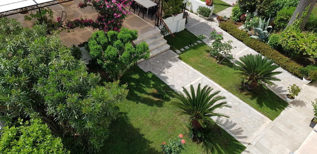Villa Giardino Heritage Boutique Hotel Bol Exterior photo